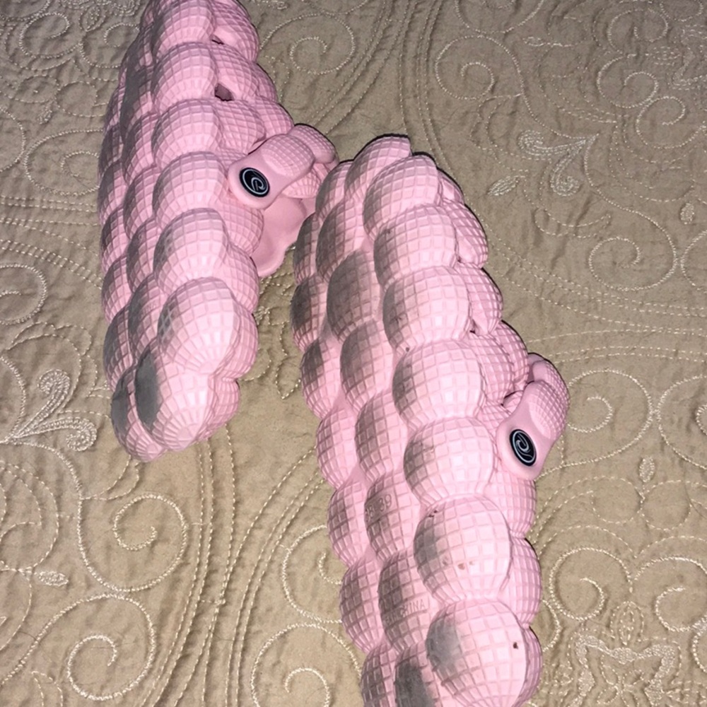 Source Unknown Bubblegum Pink Clogs - image 4